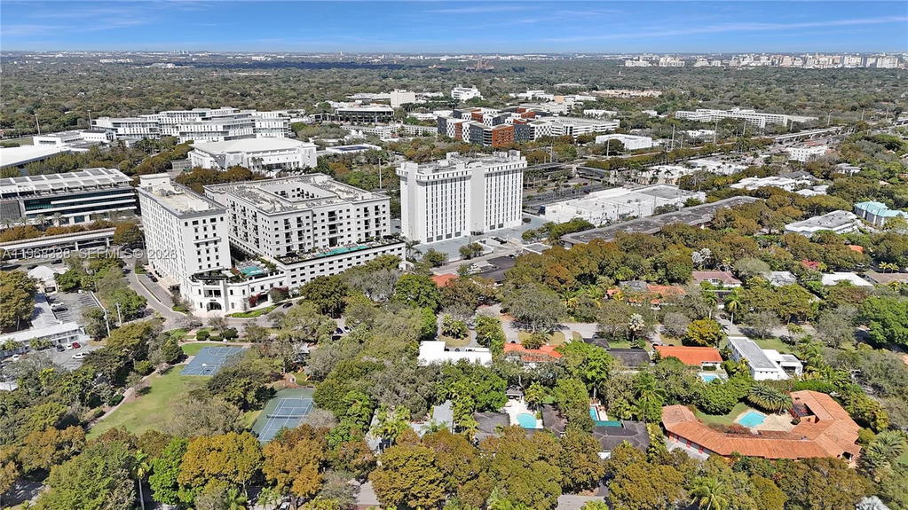 Real estate property located at 1235 Mariposa Ave #1, Miami-dade, Mariposa Manor Condo, Coral Gables, FL