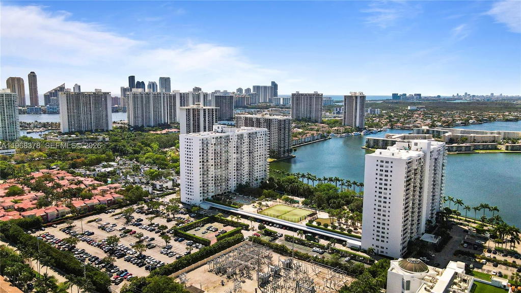 Real estate property located at 2801 183rd St #1612W, Miami-dade, Admirals Port, Aventura, FL