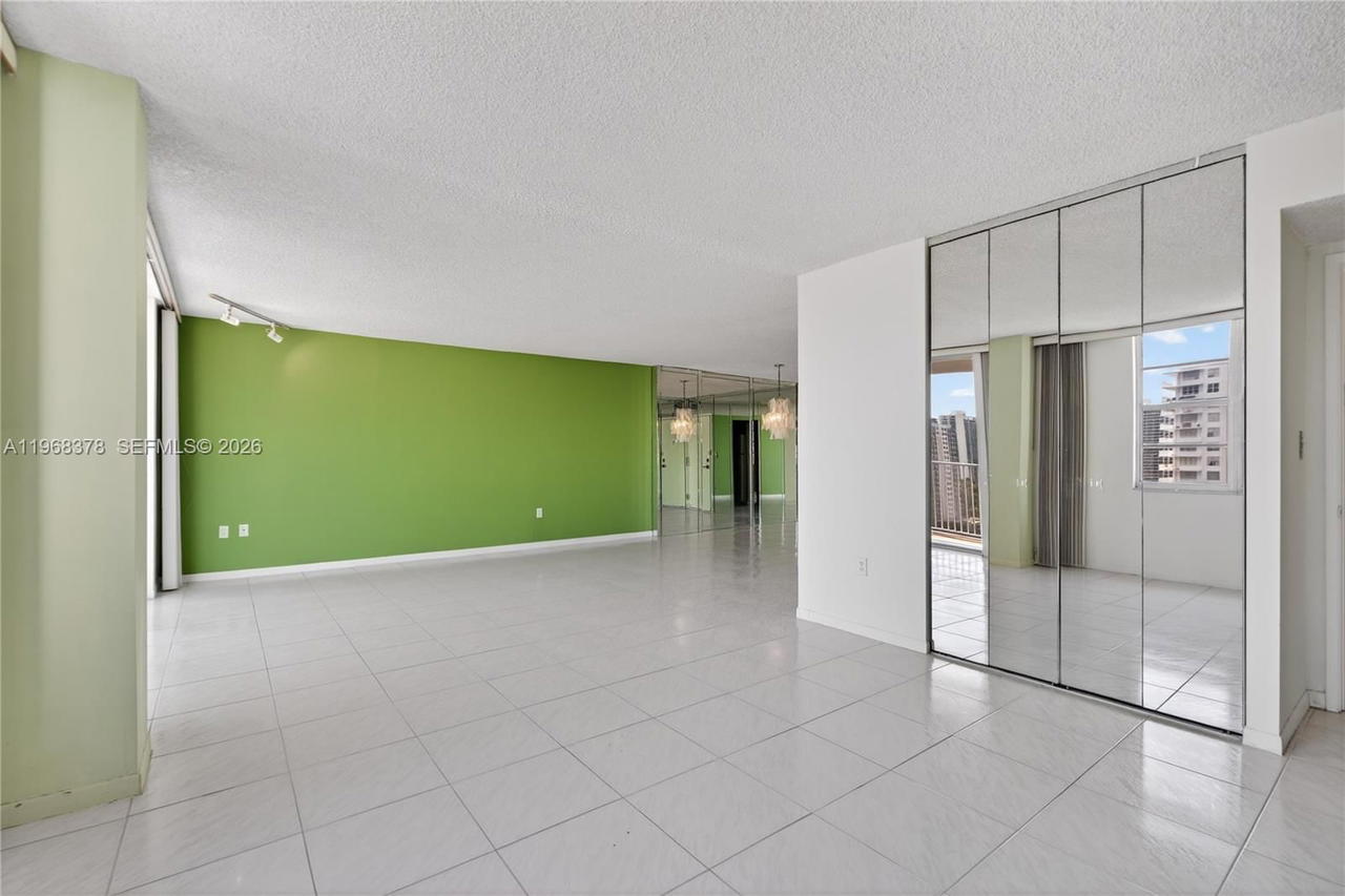 Real estate property located at 2801 183rd St #1612W, Miami-dade, Admirals Port, Aventura, FL