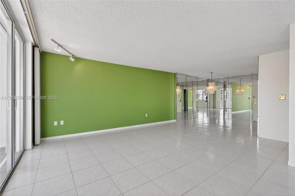 Real estate property located at 2801 183rd St #1612W, Miami-dade, Admirals Port, Aventura, FL