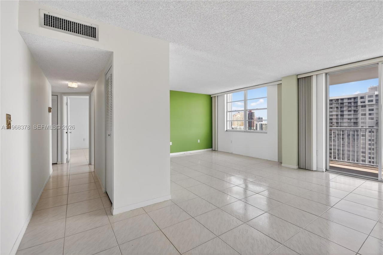 Real estate property located at 2801 183rd St #1612W, Miami-dade, Admirals Port, Aventura, FL