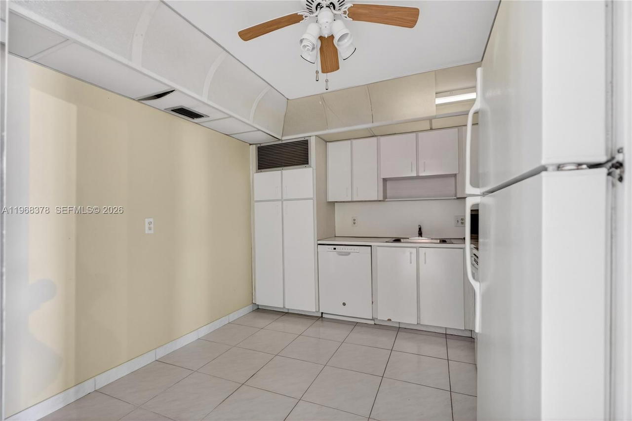 Real estate property located at 2801 183rd St #1612W, Miami-dade, Admirals Port, Aventura, FL