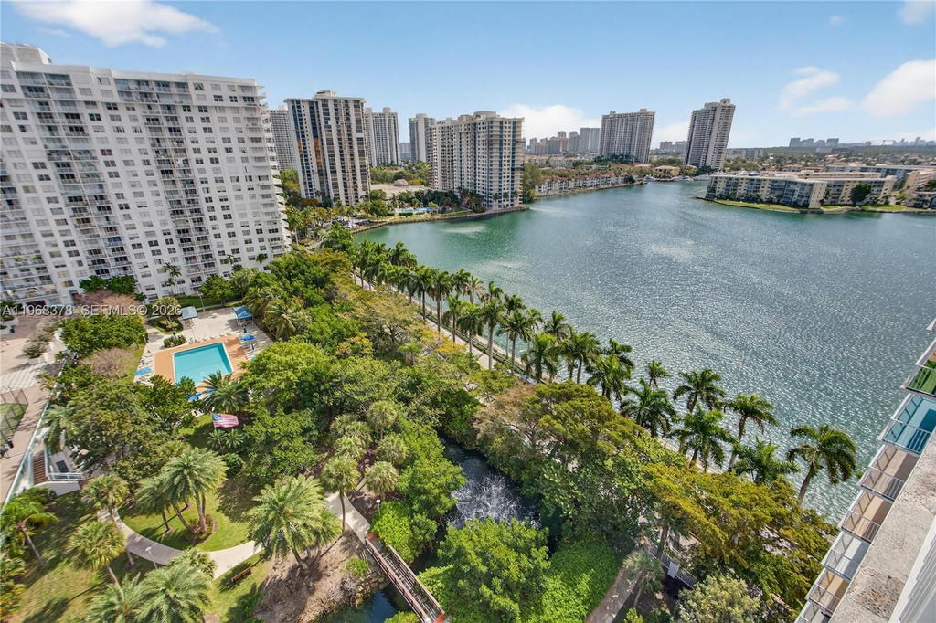 Real estate property located at 2801 183rd St #1612W, Miami-dade, Admirals Port, Aventura, FL