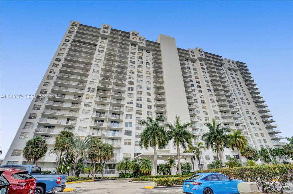 Real estate property located at 2801 183rd St #1612W, Miami-dade, Admirals Port, Aventura, FL