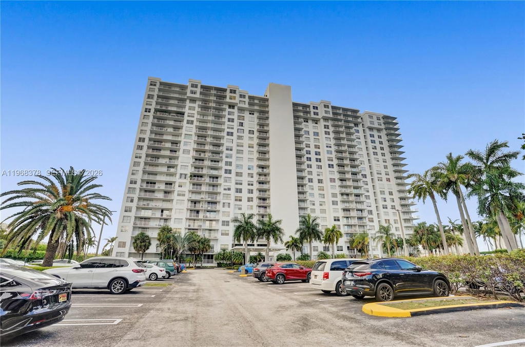 Real estate property located at 2801 183rd St #1612W, Miami-dade, Admirals Port, Aventura, FL
