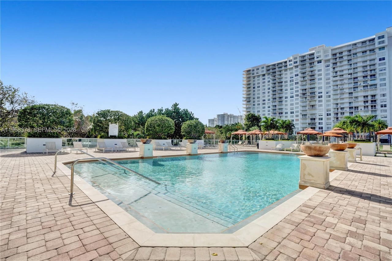 Real estate property located at 2801 183rd St #1612W, Miami-dade, Admirals Port, Aventura, FL