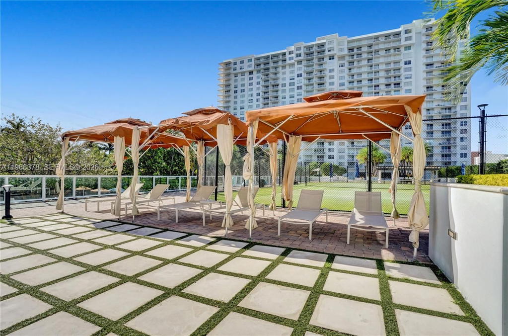Real estate property located at 2801 183rd St #1612W, Miami-dade, Admirals Port, Aventura, FL