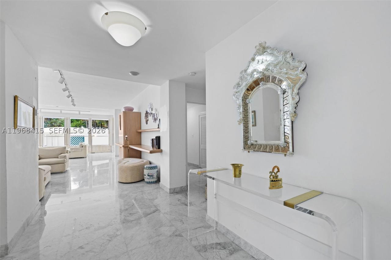 Real estate property located at 4925 Collins Ave #1A, Miami-dade, The Executive Condo, Miami Beach, FL