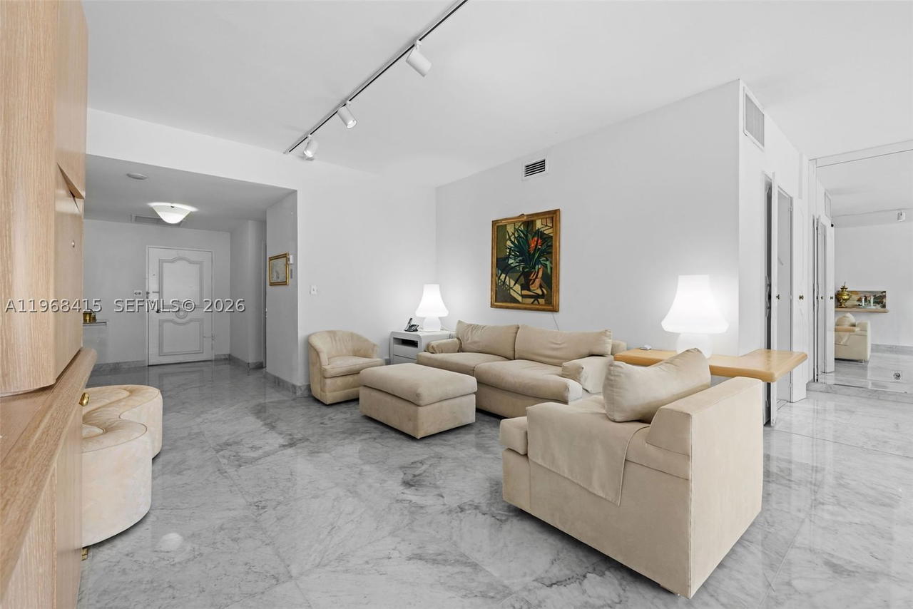 Real estate property located at 4925 Collins Ave #1A, Miami-dade, The Executive Condo, Miami Beach, FL