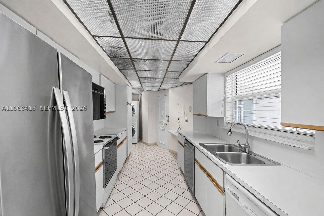 Real estate property located at 4925 Collins Ave #1A, Miami-dade, The Executive Condo, Miami Beach, FL