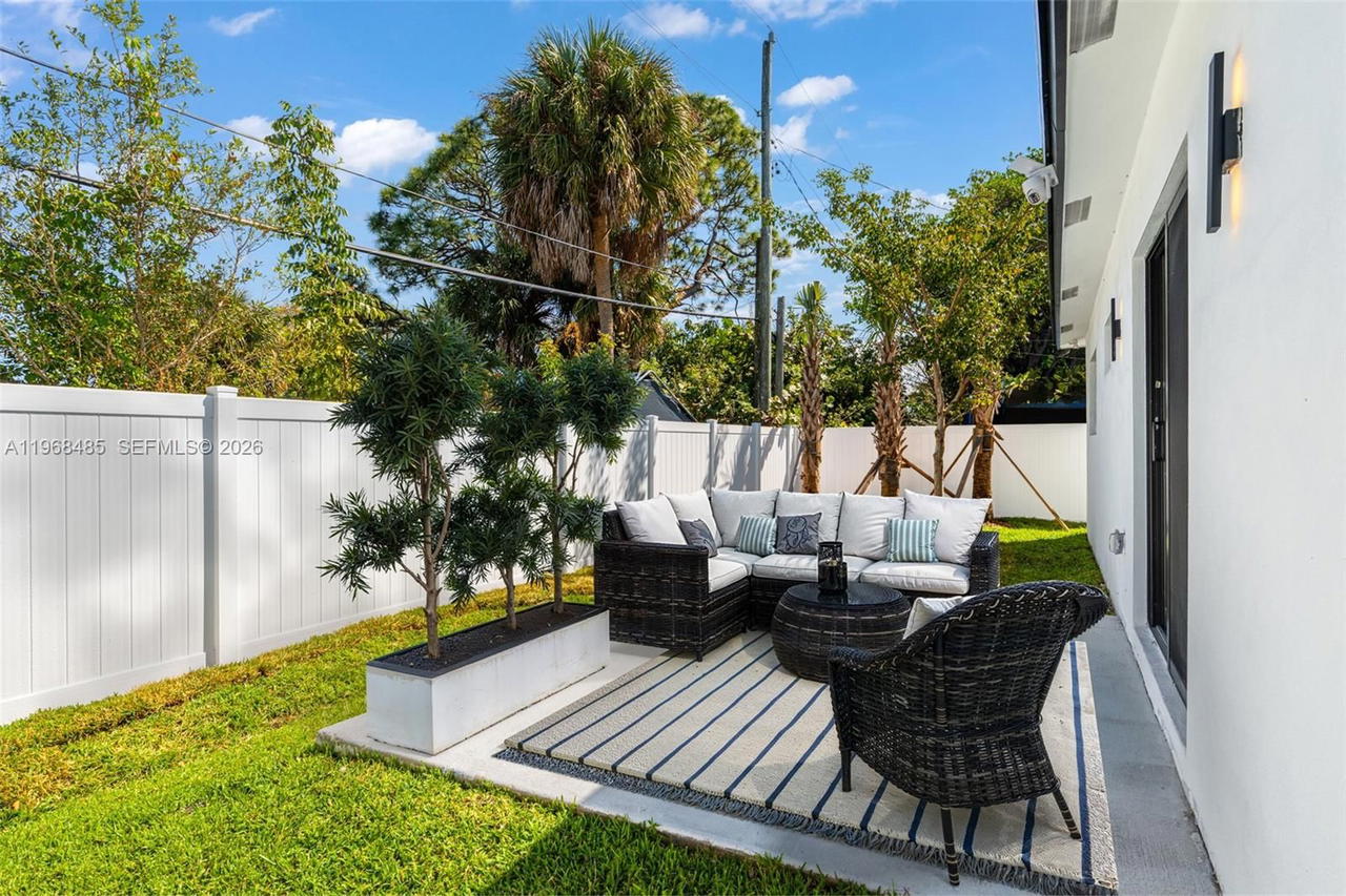Real estate property located at 2430 22nd Rd, Broward, Franklin Park, Fort Lauderdale, FL