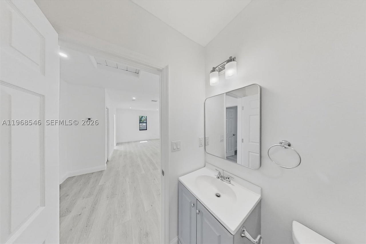 Real estate property located at 4237 7th St, Miami-dade, Trajune Park, Miami, FL