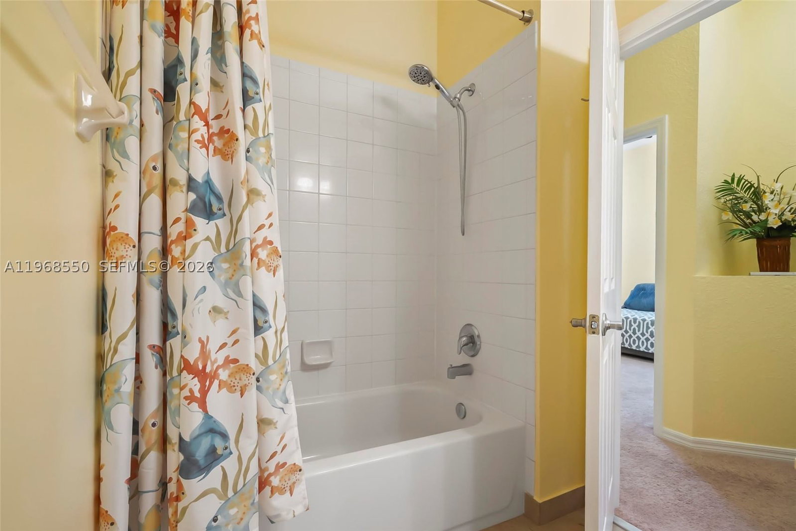 Real estate property located at 4870 Bonsai Cir #106, Palm Beach, Legends At The Gardens Co, Palm Beach Gardens, FL