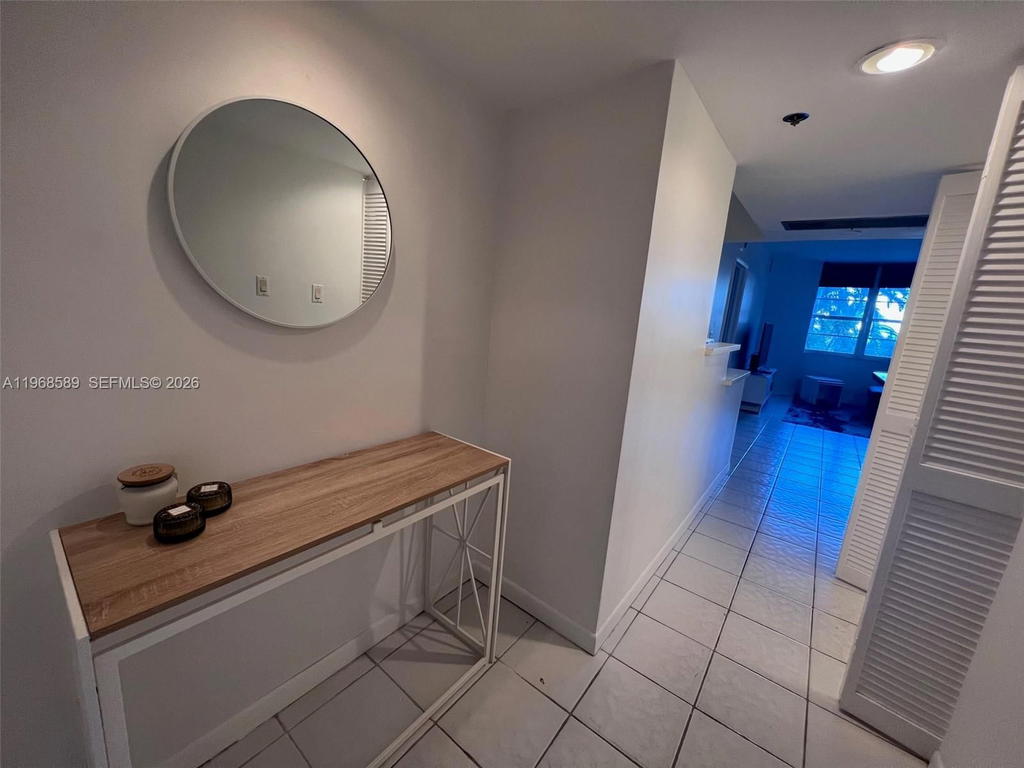 Real estate property located at 100 Lincoln Rd #415, Miami-dade, The Decoplage Condo, Miami Beach, FL