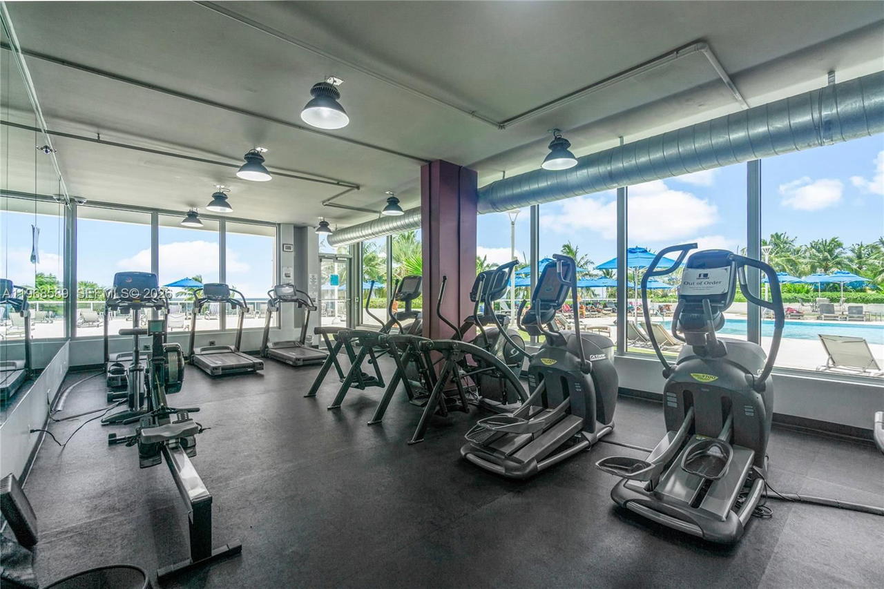 Real estate property located at 100 Lincoln Rd #415, Miami-dade, The Decoplage Condo, Miami Beach, FL