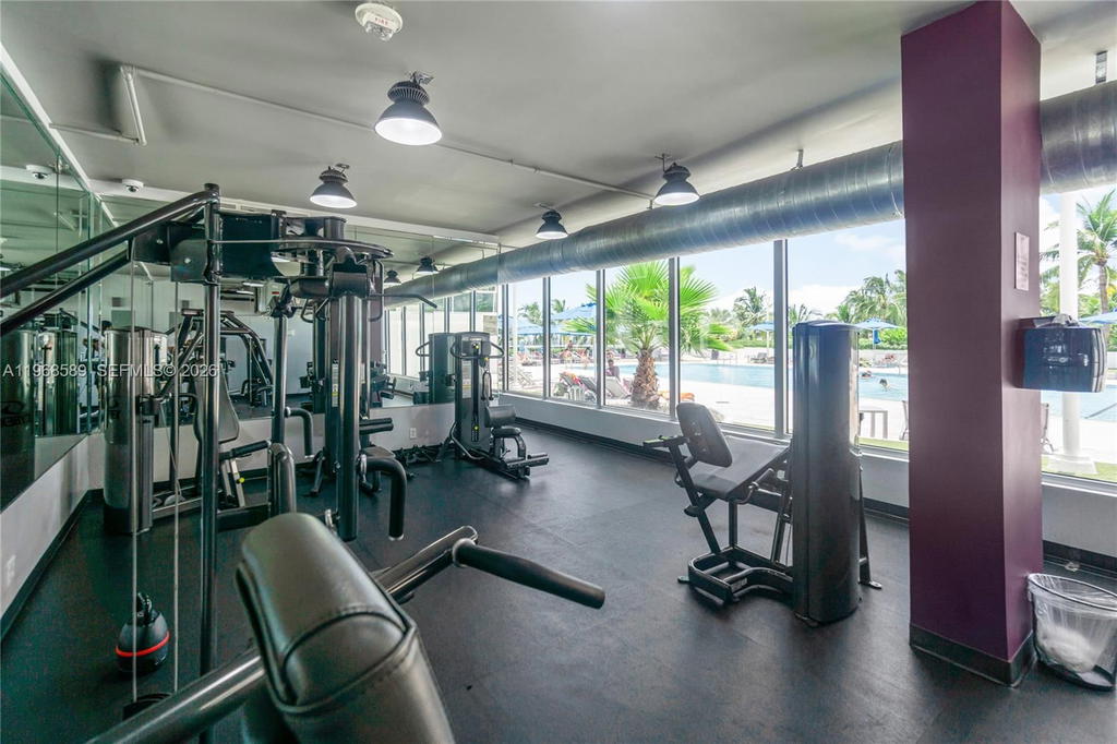 Real estate property located at 100 Lincoln Rd #415, Miami-dade, The Decoplage Condo, Miami Beach, FL