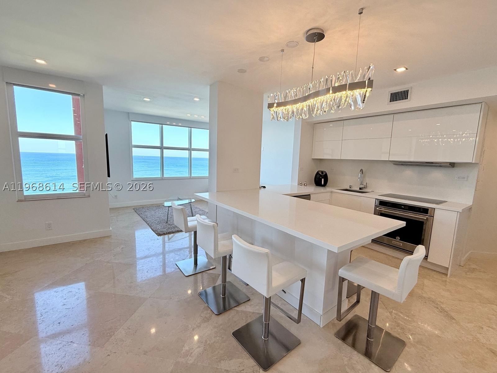 Real estate property located at 2100 Ocean Blvd #12D, Broward, Palms Tower One Condo, Fort Lauderdale, FL