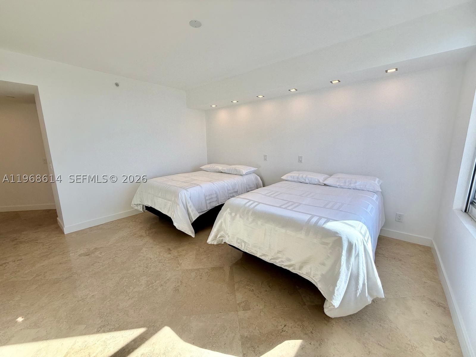 Real estate property located at 2100 Ocean Blvd #12D, Broward, Palms Tower One Condo, Fort Lauderdale, FL