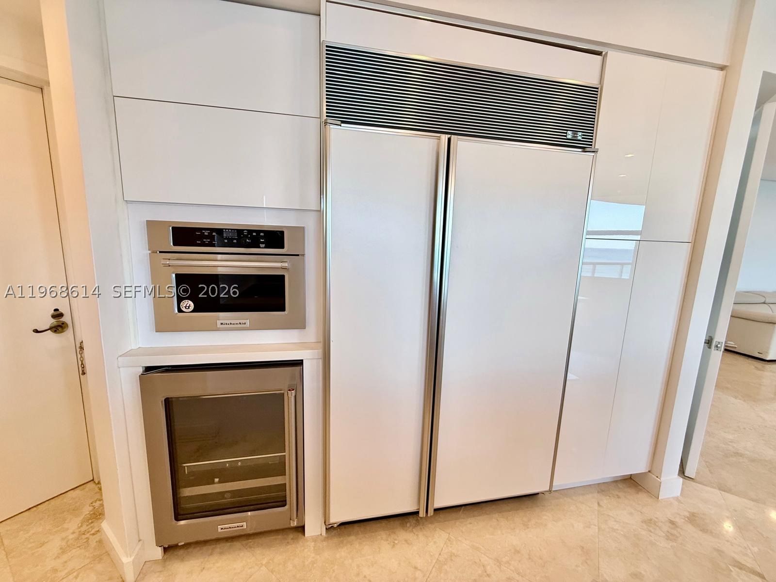 Real estate property located at 2100 Ocean Blvd #12D, Broward, Palms Tower One Condo, Fort Lauderdale, FL