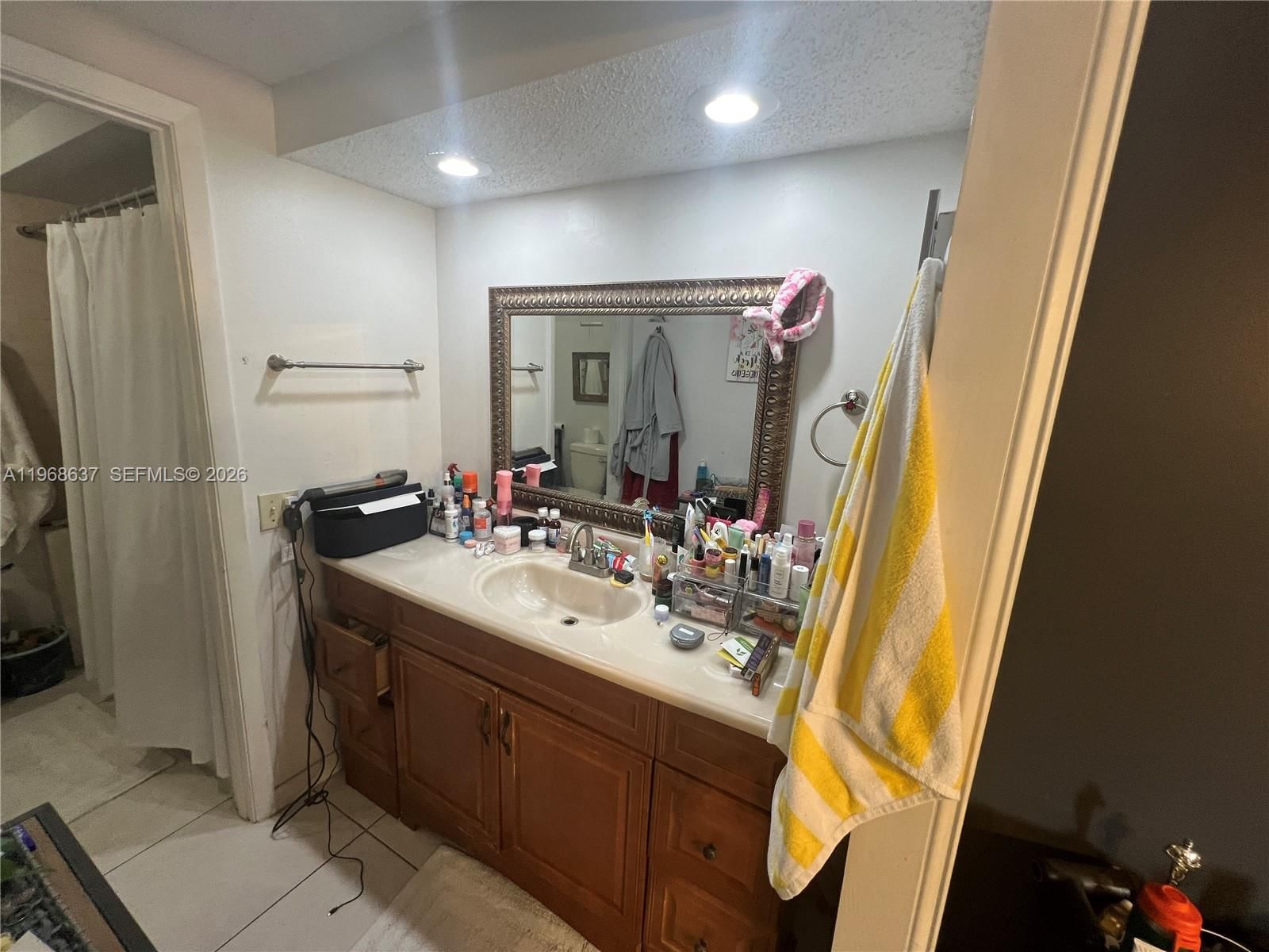 Real estate property located at 1218 131st Place Cir W, Miami-dade, Trail Run Sec 2, Miami, FL