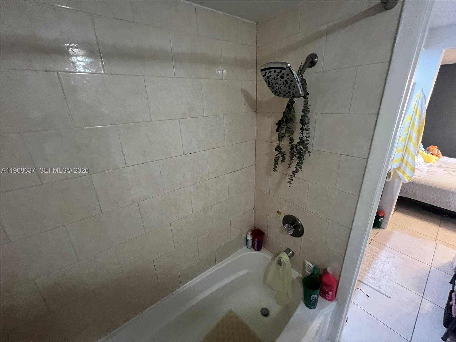 Real estate property located at 1218 131st Place Cir W, Miami-dade, Trail Run Sec 2, Miami, FL