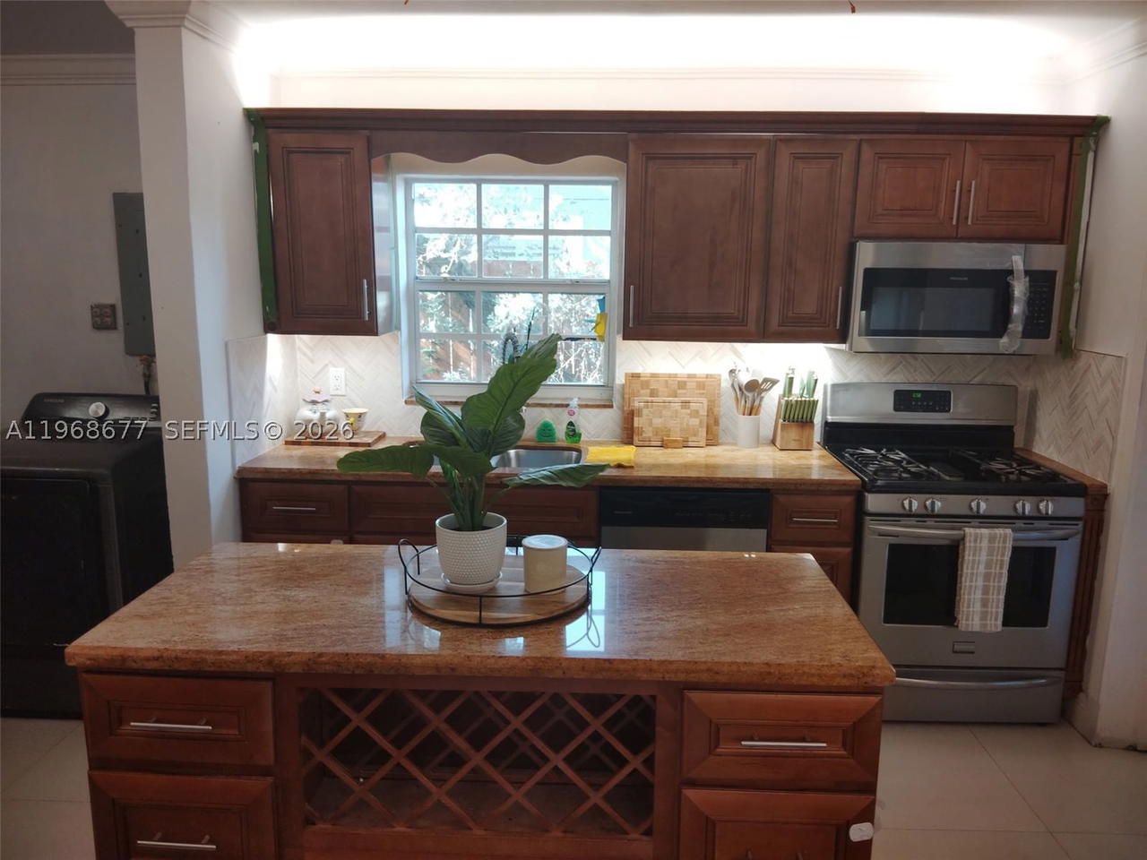 Real estate property located at 1315 196th Ter, Miami-dade, Norwood 6th Addn Sec 1, Miami Gardens, FL