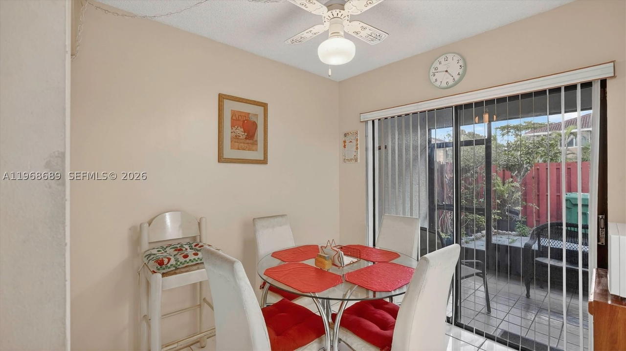 Real estate property located at 10413 6th St, Broward, Pembroke Pointe Section T, Pembroke Pines, FL
