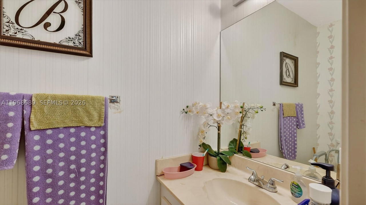 Real estate property located at 10413 6th St, Broward, Pembroke Pointe Section T, Pembroke Pines, FL