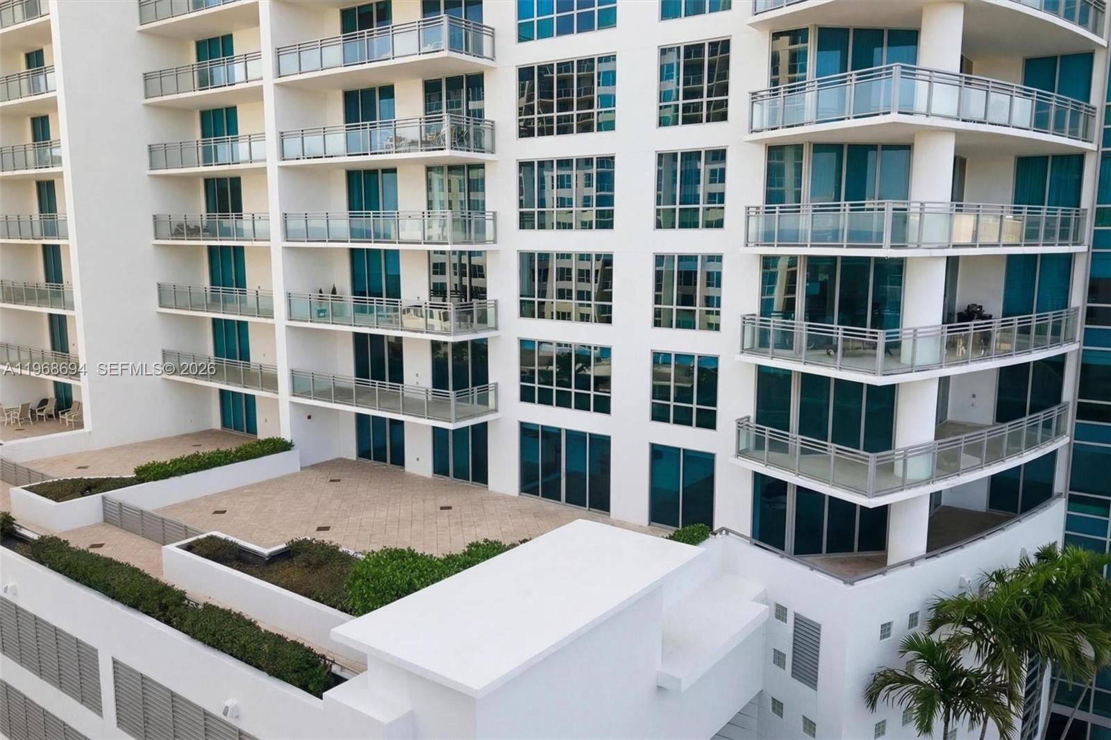 Real estate property located at 3535 Ocean Dr #406, Broward, Diplomat Oceanfront Resid, Hollywood, FL