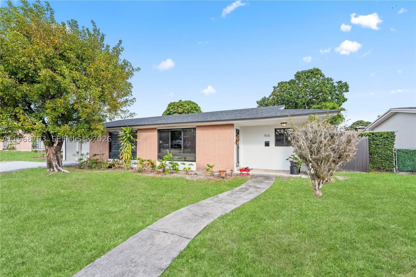 Real estate property located at 7835 16th Ct, Miami-dade, Palm Springs Lakes 5th Ad, Hialeah, FL