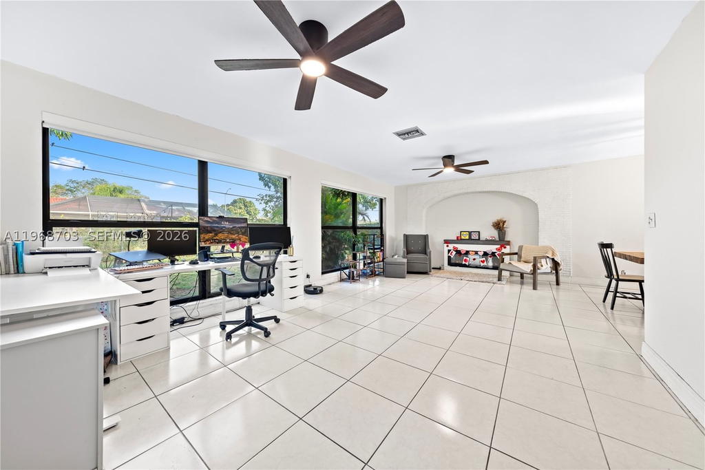 Real estate property located at 7835 16th Ct, Miami-dade, Palm Springs Lakes 5th Ad, Hialeah, FL