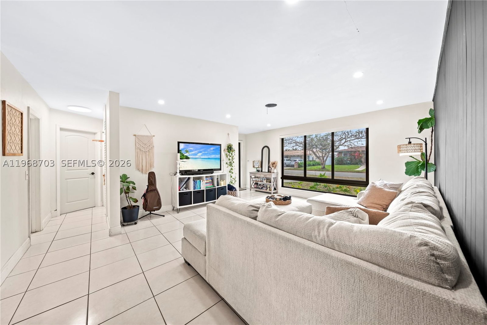 Real estate property located at 7835 16th Ct, Miami-dade, Palm Springs Lakes 5th Ad, Hialeah, FL