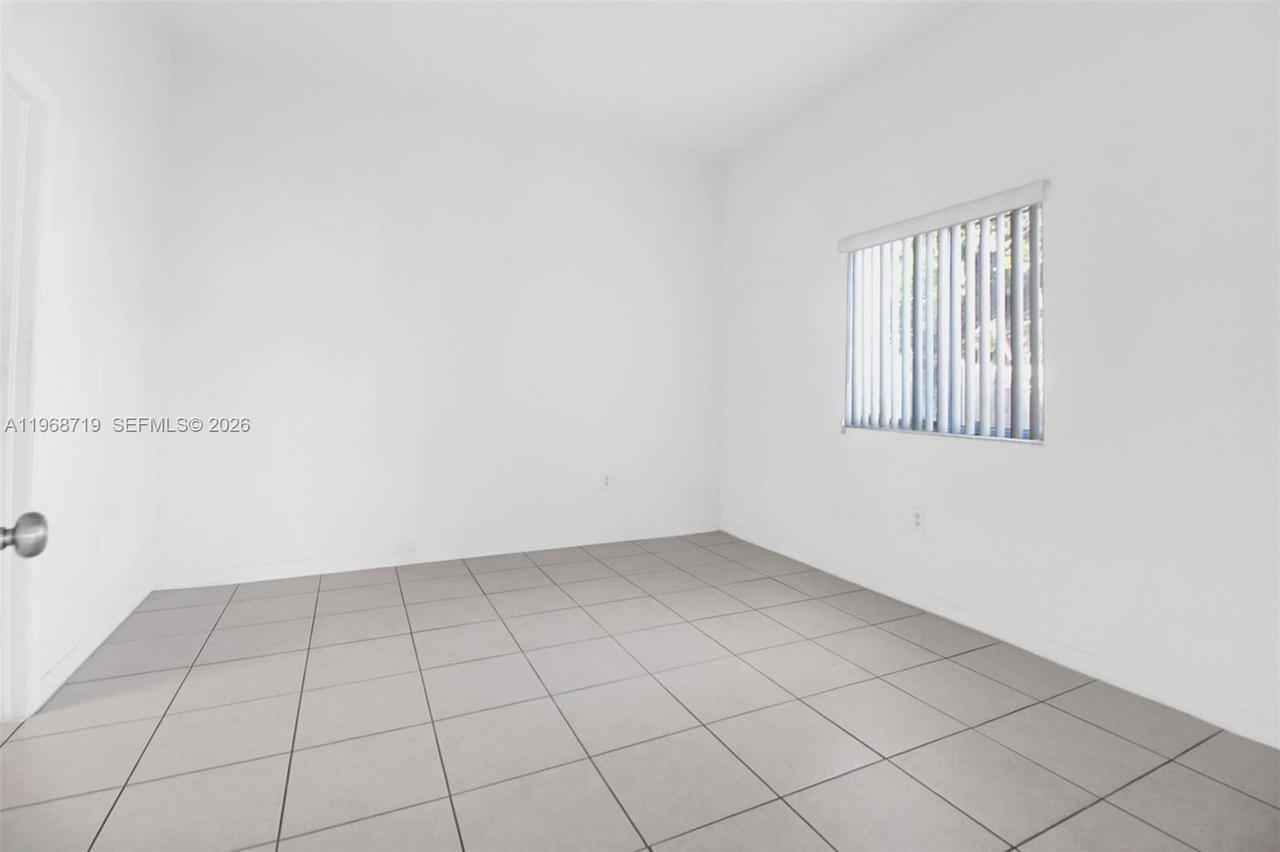 Real estate property located at 21500 87th Ct, Miami-dade, Windy Point, Cutler Bay, FL