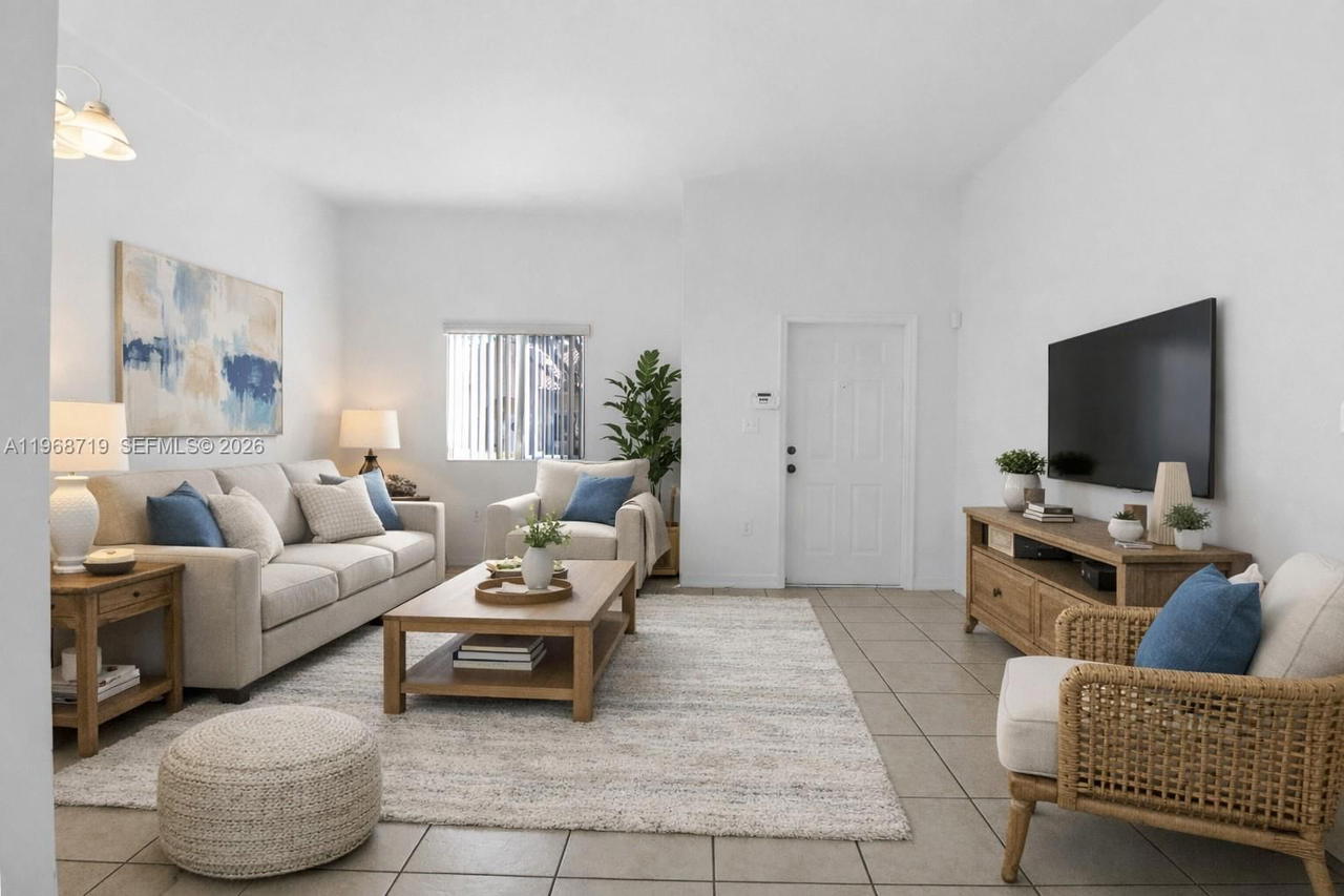 Real estate property located at 21500 87th Ct, Miami-dade, Windy Point, Cutler Bay, FL