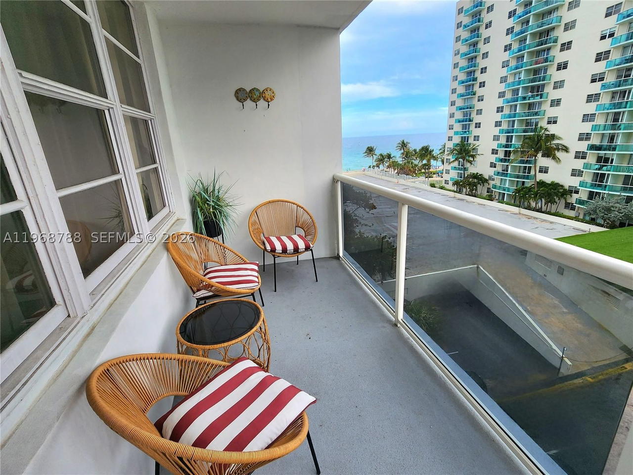 Real estate property located at 3725 Ocean Dr #620, Broward, Sea Air Towers Condo, Hollywood, FL
