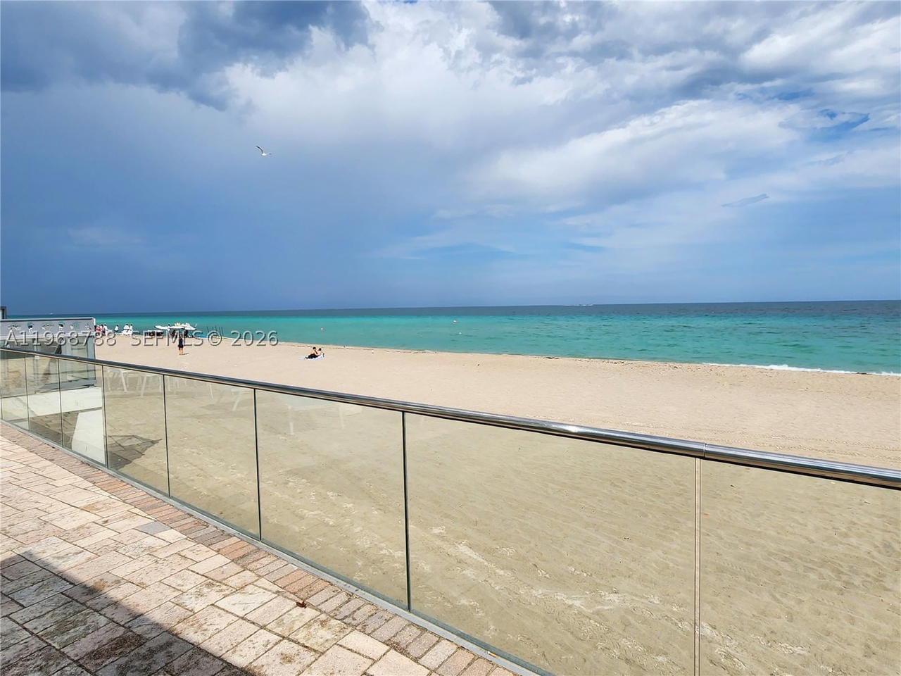 Real estate property located at 3725 Ocean Dr #620, Broward, Sea Air Towers Condo, Hollywood, FL