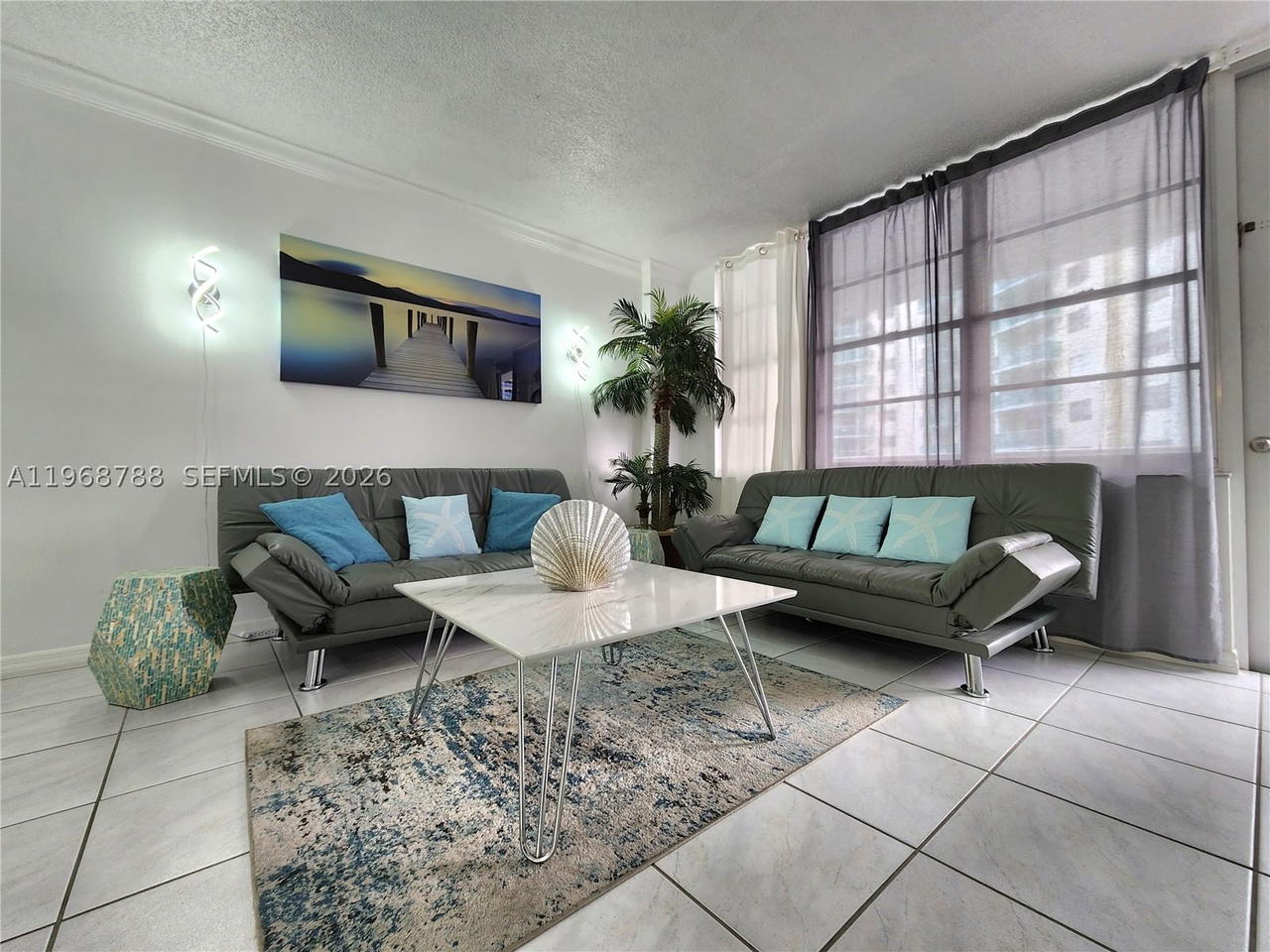 Real estate property located at 3725 Ocean Dr #620, Broward, Sea Air Towers Condo, Hollywood, FL