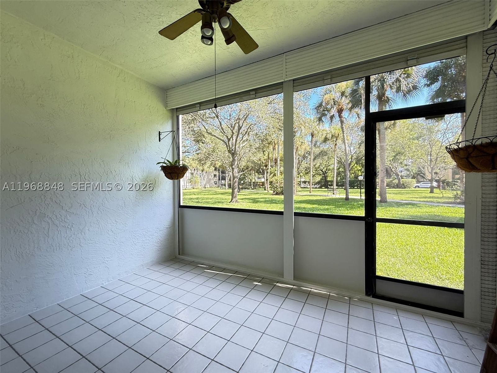 Real estate property located at 6095 Sabal Palm Blvd #103, Broward, Lakes Of Carriage Hills, Tamarac, FL