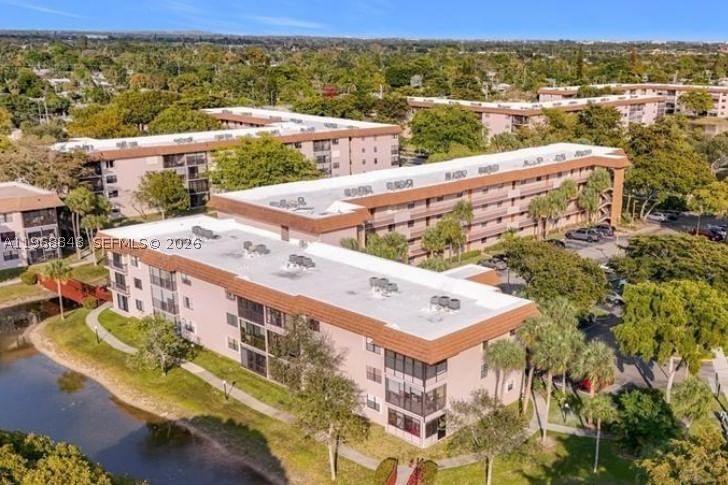 Real estate property located at 6095 Sabal Palm Blvd #103, Broward, Lakes Of Carriage Hills, Tamarac, FL