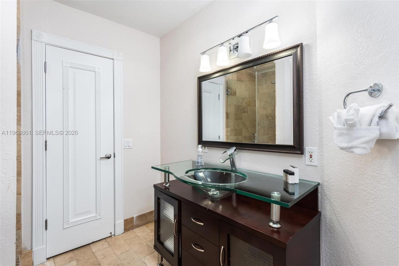 Real estate property located at 1173 104th St, Miami-dade, Biscayne River Heights, Miami Shores, FL