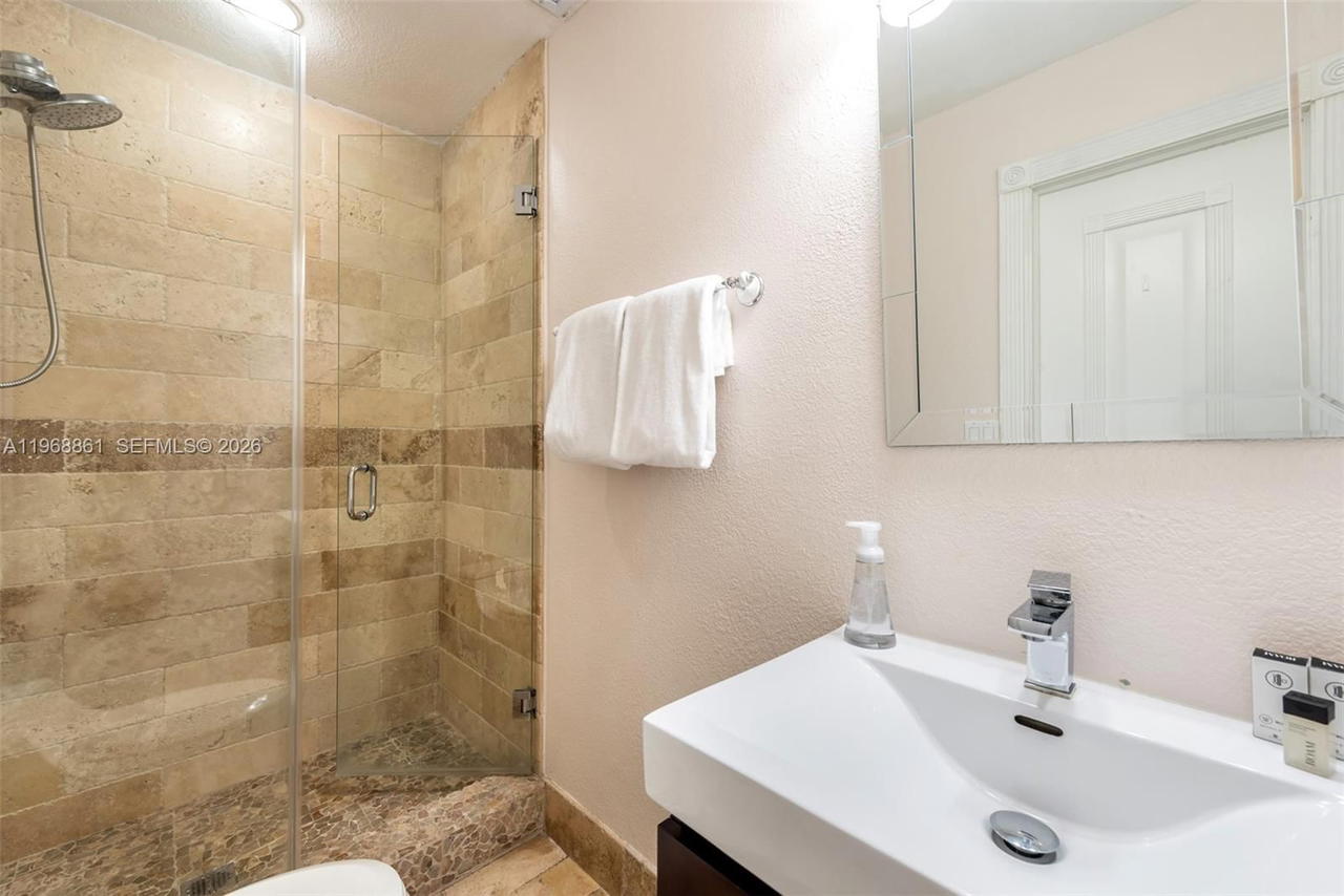 Real estate property located at 1173 104th St, Miami-dade, Biscayne River Heights, Miami Shores, FL