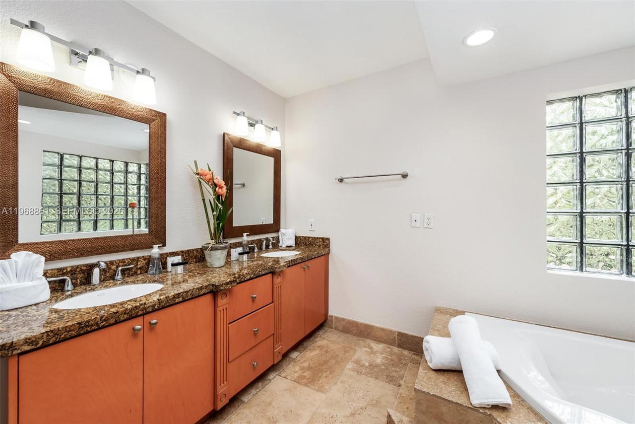 Real estate property located at 1173 104th St, Miami-dade, Biscayne River Heights, Miami Shores, FL