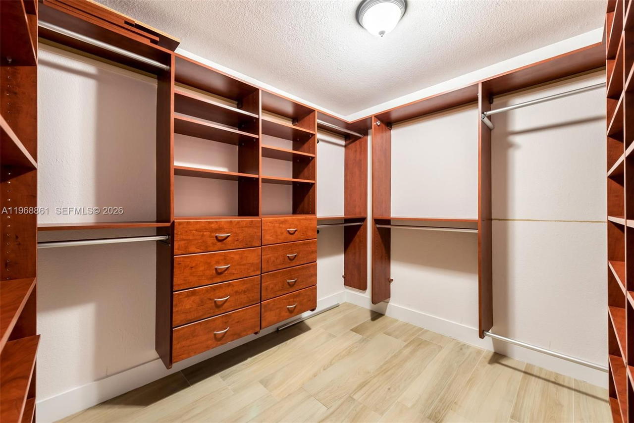 Real estate property located at 1173 104th St, Miami-dade, Biscayne River Heights, Miami Shores, FL
