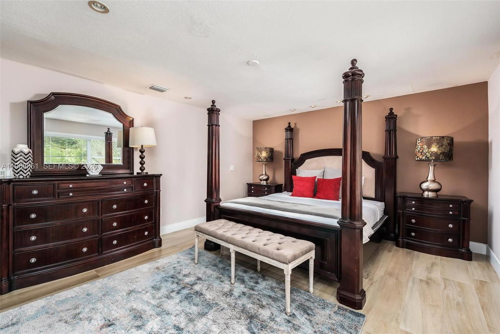 Real estate property located at 1173 104th St, Miami-dade, Biscayne River Heights, Miami Shores, FL