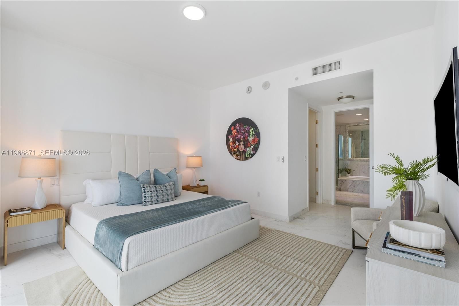 Real estate property located at 17475 Collins Ave #703, Miami-dade, Chateau Beach Condo, Sunny Isles Beach, FL