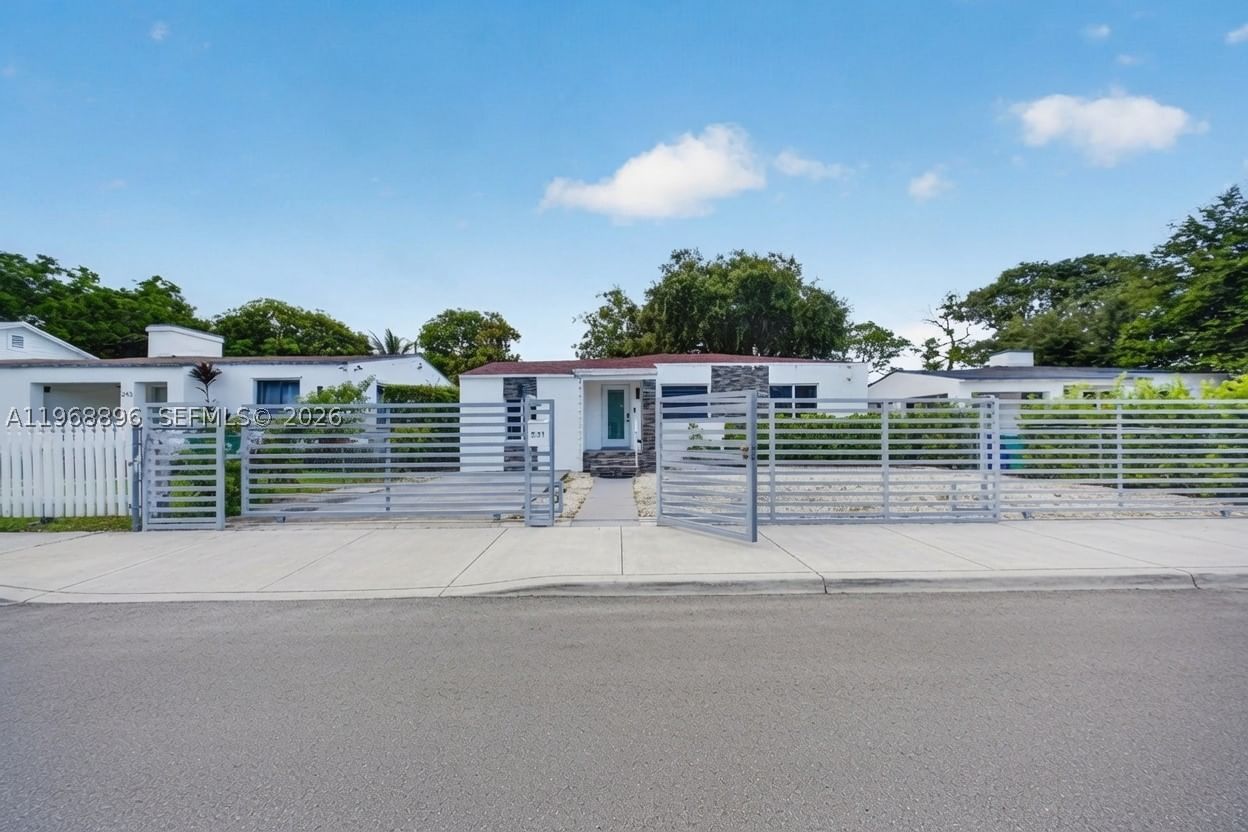 Real estate property located at 231 44th St, Miami-dade, Columbia Park Corr Pl, Miami, FL