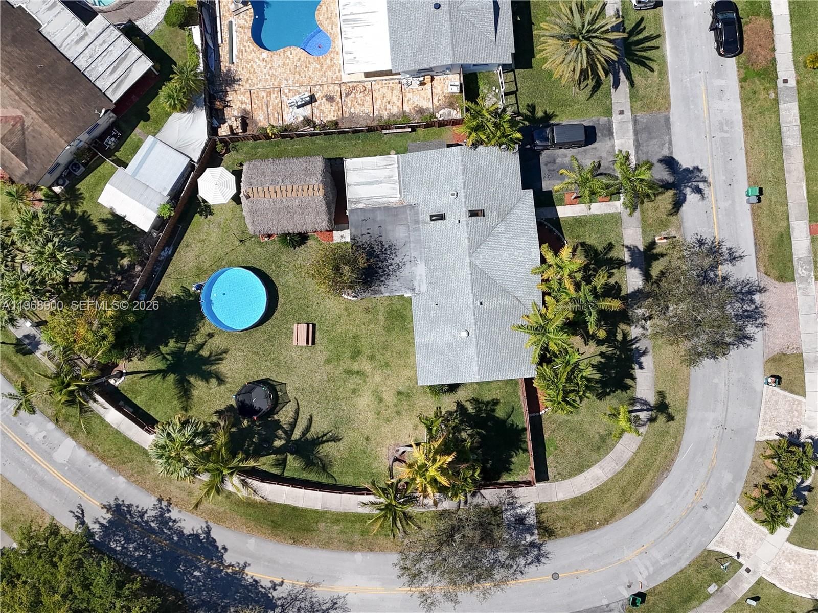 Real estate property located at 9000 184th Ter, Miami-dade, Bel Aire Sec 15, Cutler Bay, FL