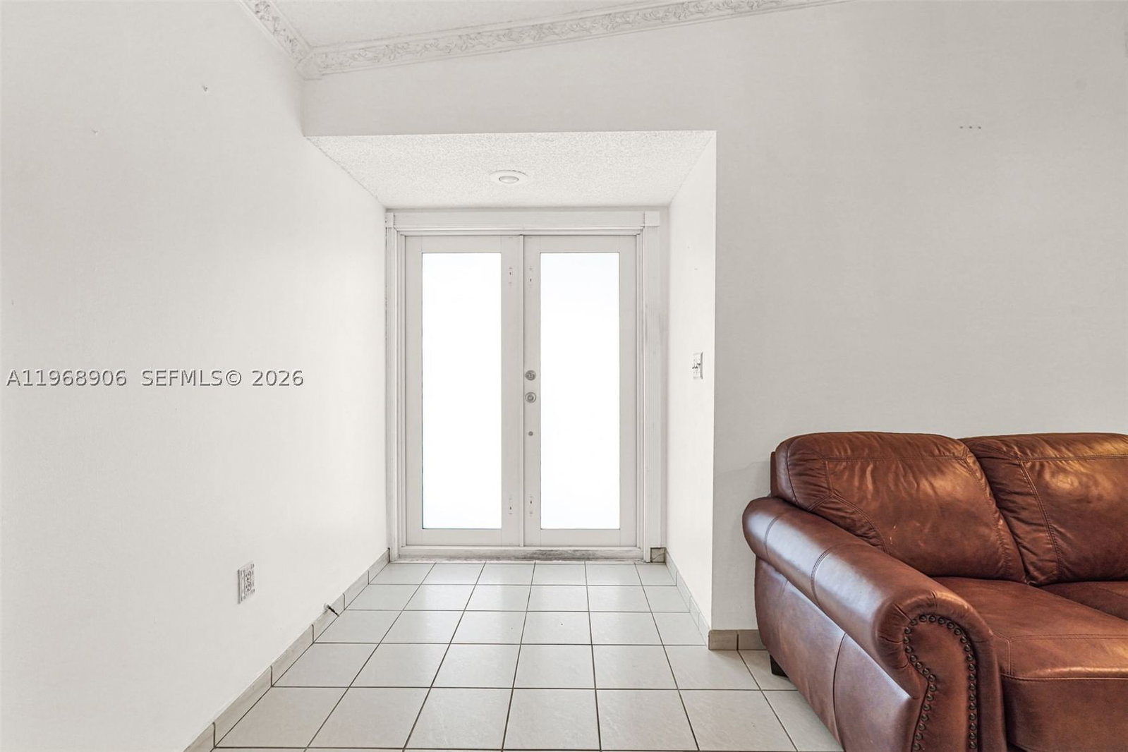 Real estate property located at 3289 70th St, Miami-dade, Melena Sub, Hialeah, FL