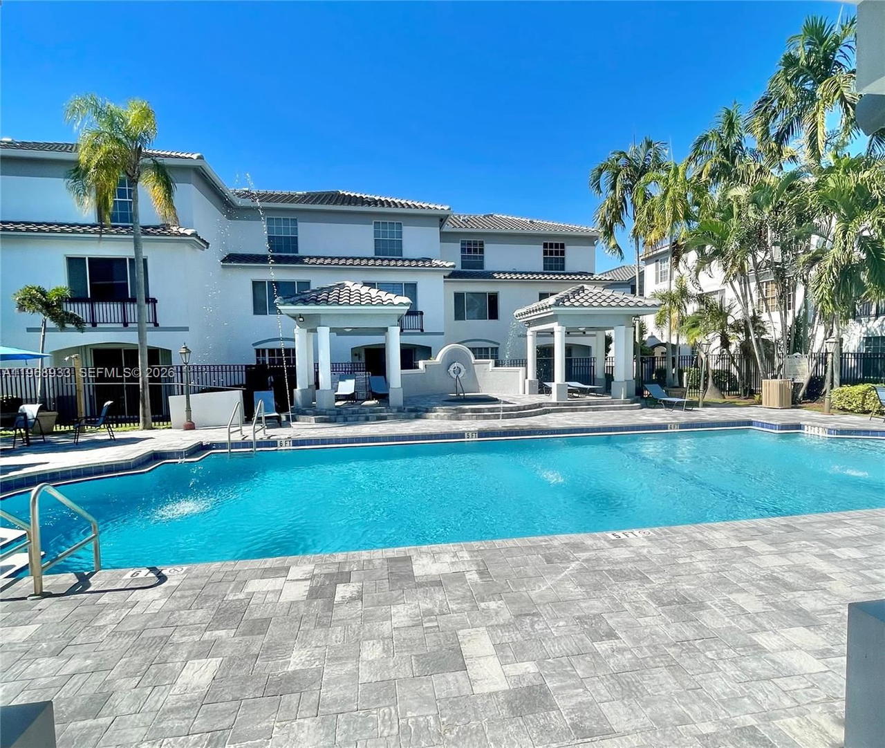 Real estate property located at 745 148th Ave #815, Broward, Villas De Tuscany Condo, Sunrise, FL