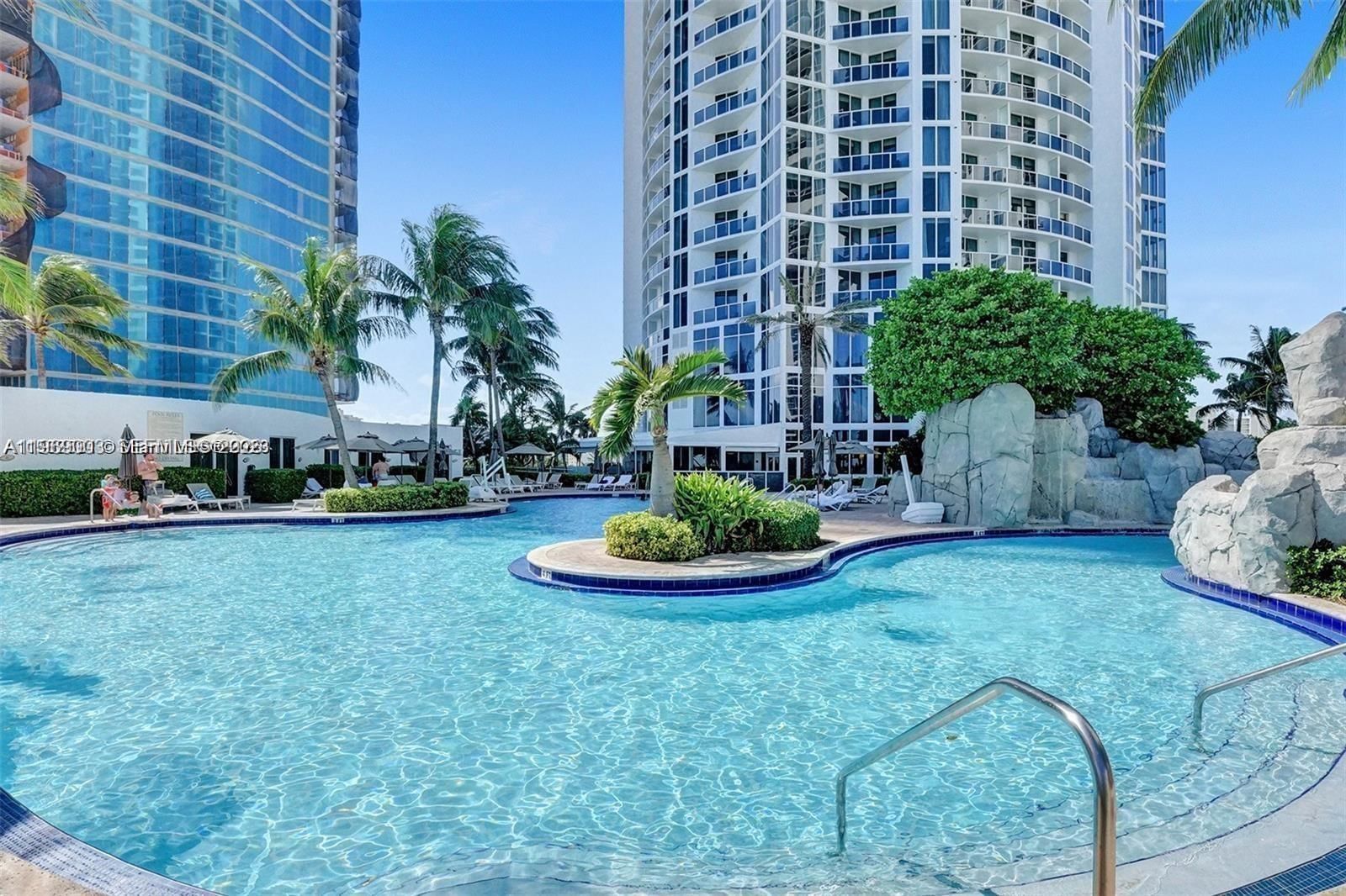 Real estate property located at 18001 Collins Ave #1417, Miami-dade, Trump International Sones, Sunny Isles Beach, FL